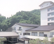 穴原温泉 いづみや 外観
