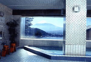 河口湖 湖のホテル